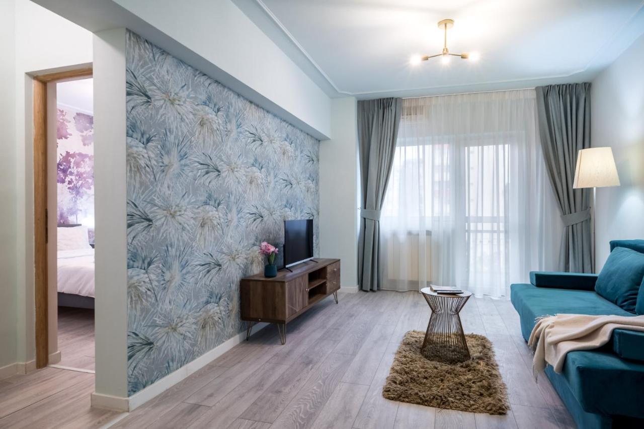 Felicity Apartment By The Park Бухарест Екстер'єр фото